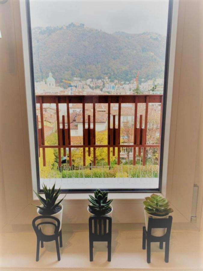 Maison 53 Incantevole Appartamento Vista Cattedrale Di โกโม ภายนอก รูปภาพ